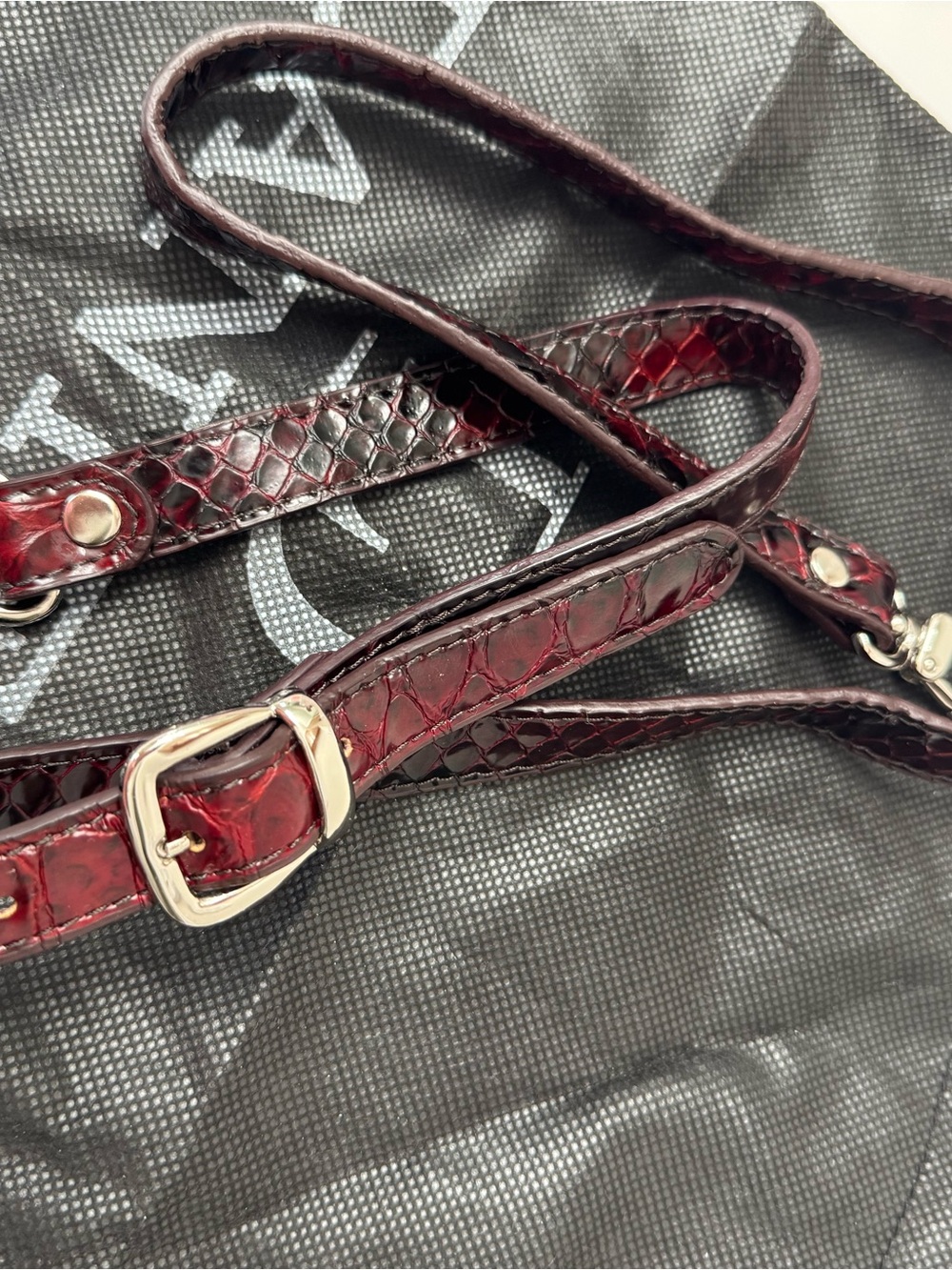 Danier Red and Black Ombre Croc-Embossed Leather Satchel with Matching Wallet - Picture 8 of 16